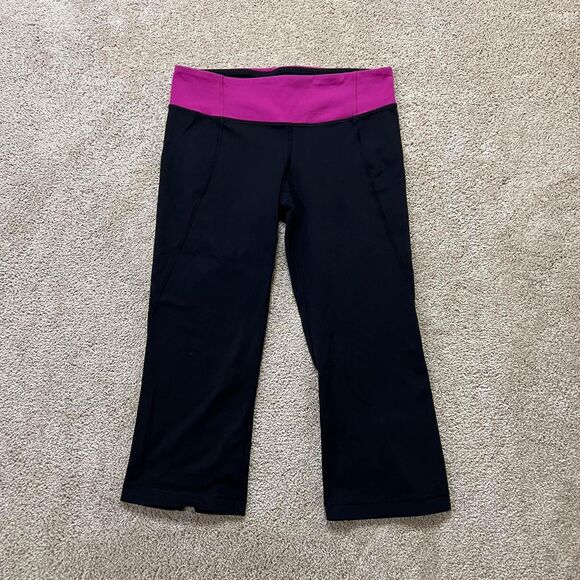 lululemon athletica Pants - Women’s Lululemon Capri Leggings Size 6